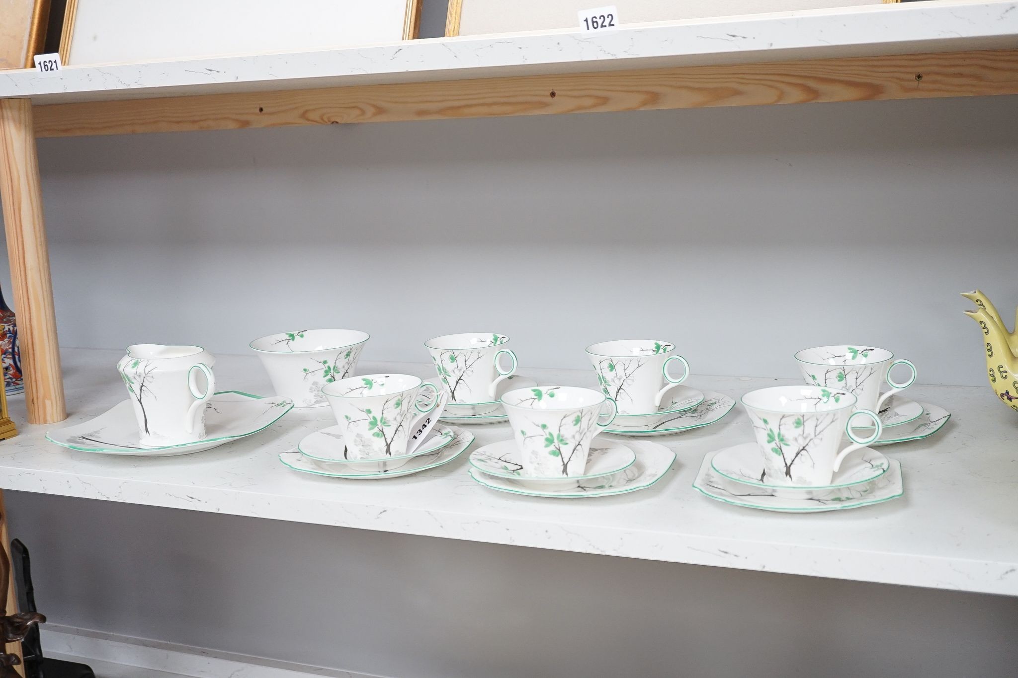 A Shelley part teaset